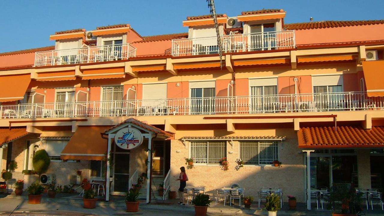 Villa Theodora Fanarion ภายนอก รูปภาพ